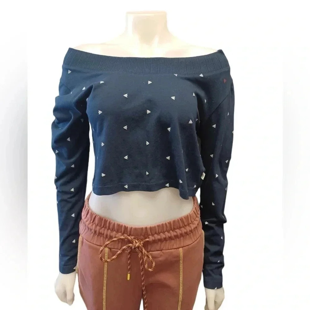 Reebok Blue Long Sleeve Crop Top Size Large